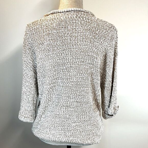 NWT Day to Day Blu Pepper V Neck Short Sleeve Oatmeal Sweater Women’s Sz Small - Picture 3 of 6